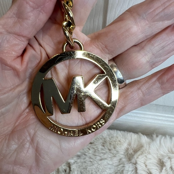 MICHAEL KORS PRE-LOVED HANDBAG CHARM, KEY CHAIN - Picture 3 of 6